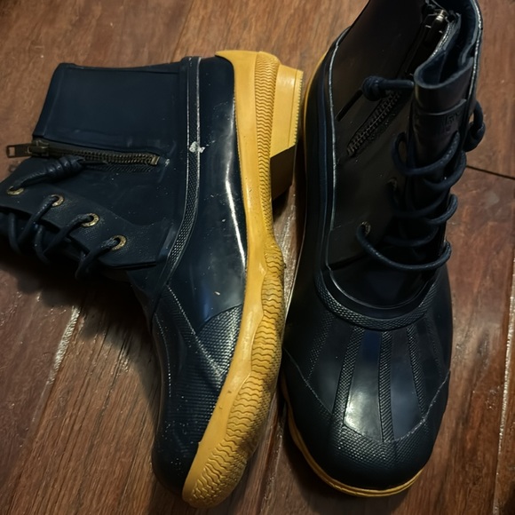Sperry rain boots - Picture 2 of 4